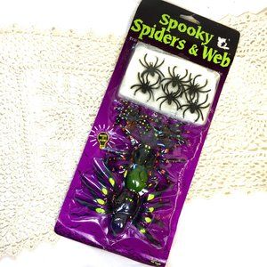 Spider Asssortment & Web Package Glows under black light  NOS NWT